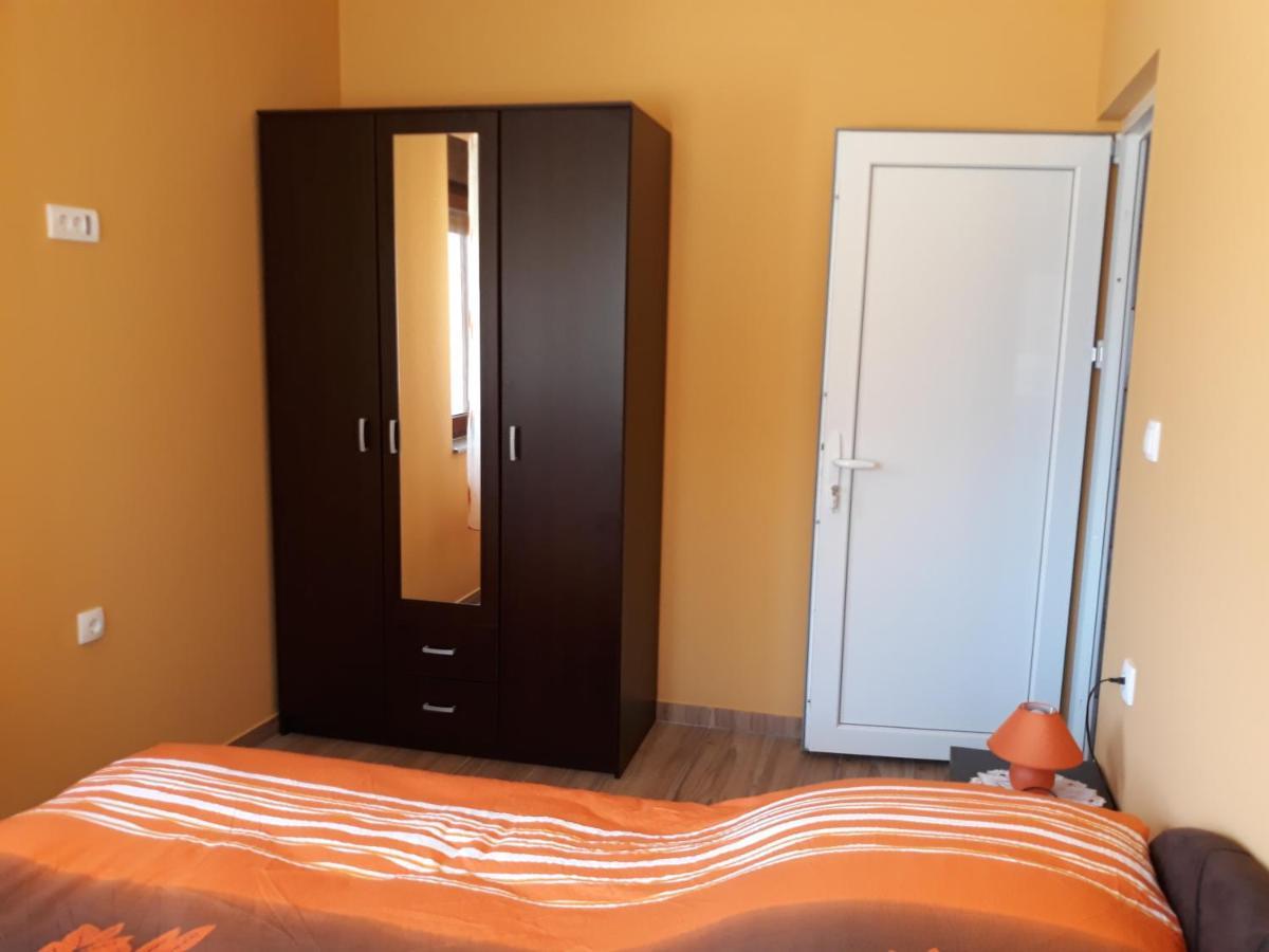Andi Apartman Pacsér Kültér fotó