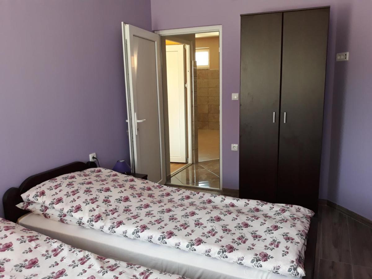 Andi Apartman Pacsér Kültér fotó
